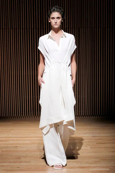 Look 1